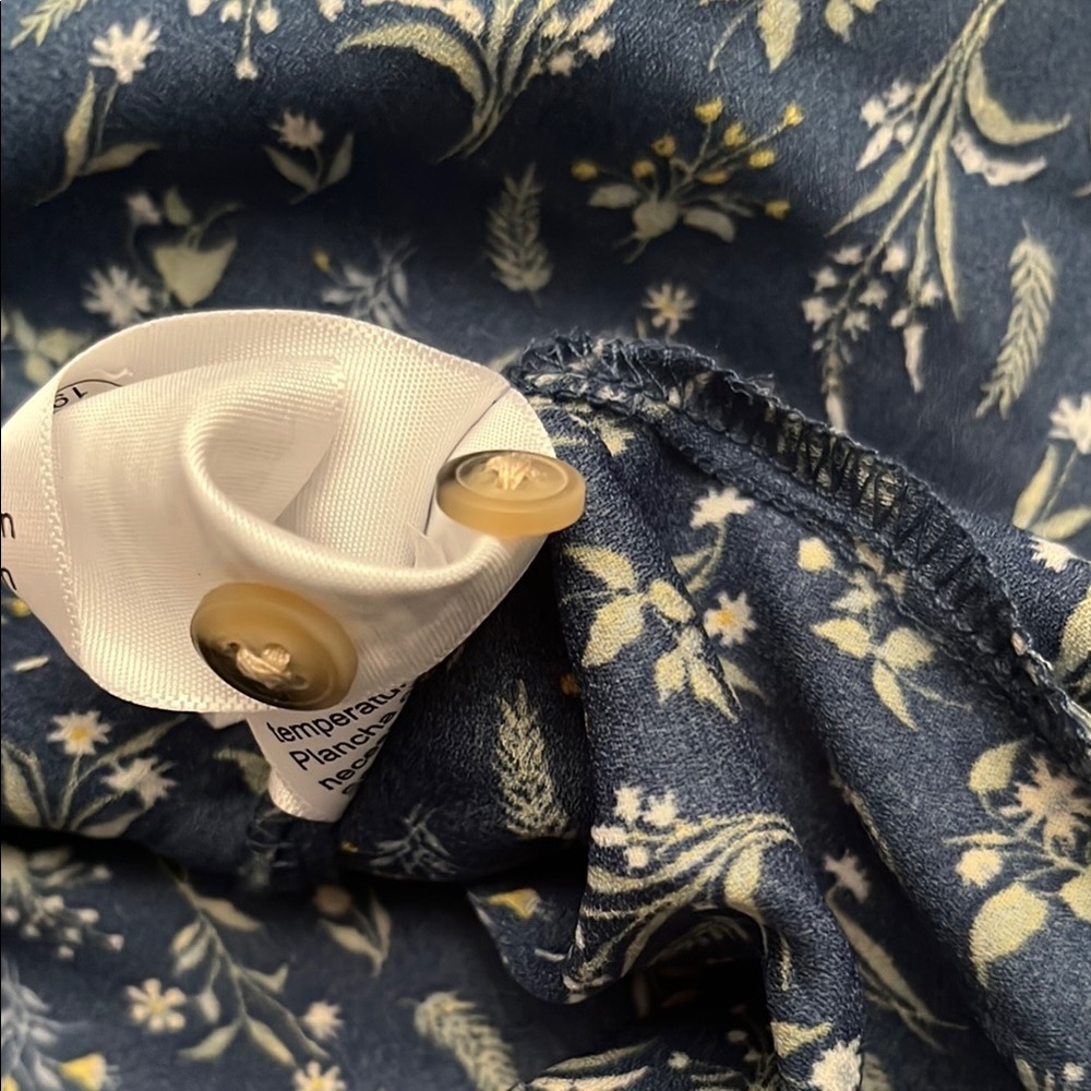 Jachs Girlfriend Floral Blue Blouse - Picture 7 of 10